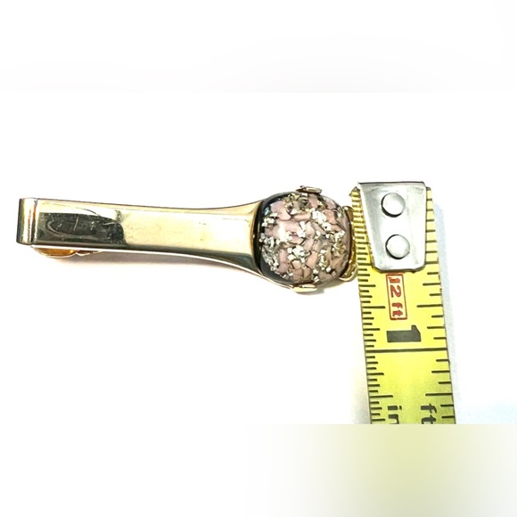 Vintage Retro Gold Tone Signed Anson Bar, Tie Clip Confetti Lucite Gold Flakes - Picture 4 of 9
